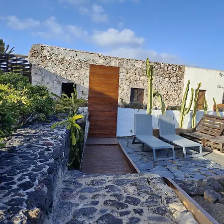 Casitas Masdache Apartment Tias